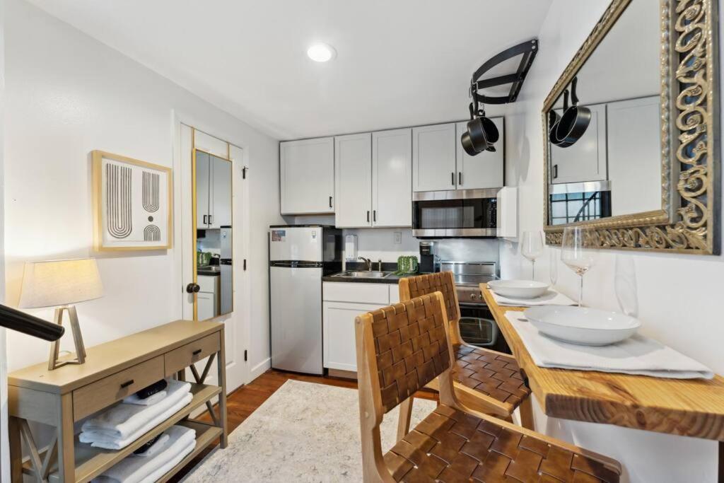 شقة Exclusive Open Loft In Downtown تشارلستون المظهر الخارجي الصورة