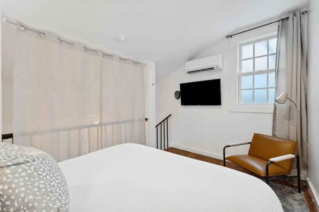 شقة Exclusive Open Loft In Downtown تشارلستون المظهر الخارجي الصورة